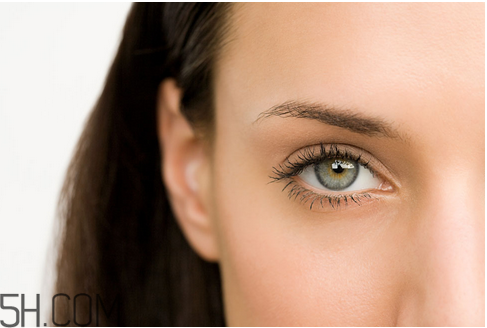 眼霜分幾種？眼霜和眼部精華一樣嗎？