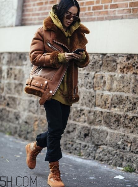 皮毛一體里面怎么搭配？皮毛一體內搭什么好看？