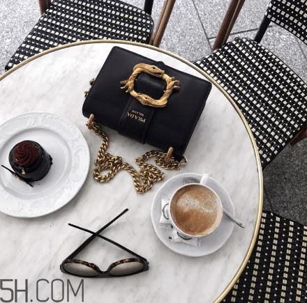 prada包包怎么樣？prada包包質(zhì)量好嗎？