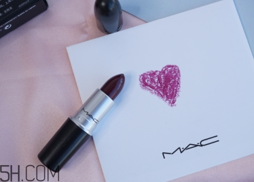 mac口紅和nars口紅哪個好？mac和nars哪個好？