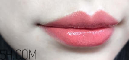 mac唇釉怎么涂？mac棒棒糖唇釉怎么涂均勻