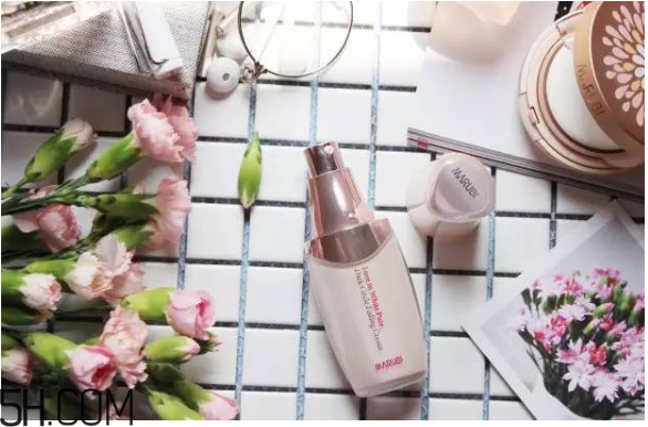 丸美不怕黑眼霜有用嗎？丸美不怕黑眼霜使用測評