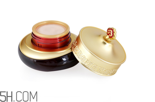 眼霜什么時(shí)候開始用最好？先用眼霜還是先用精華？