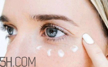 fresh黑茶眼霜什么時(shí)候用最好？馥蕾詩(shī)黑茶眼霜怎么樣？