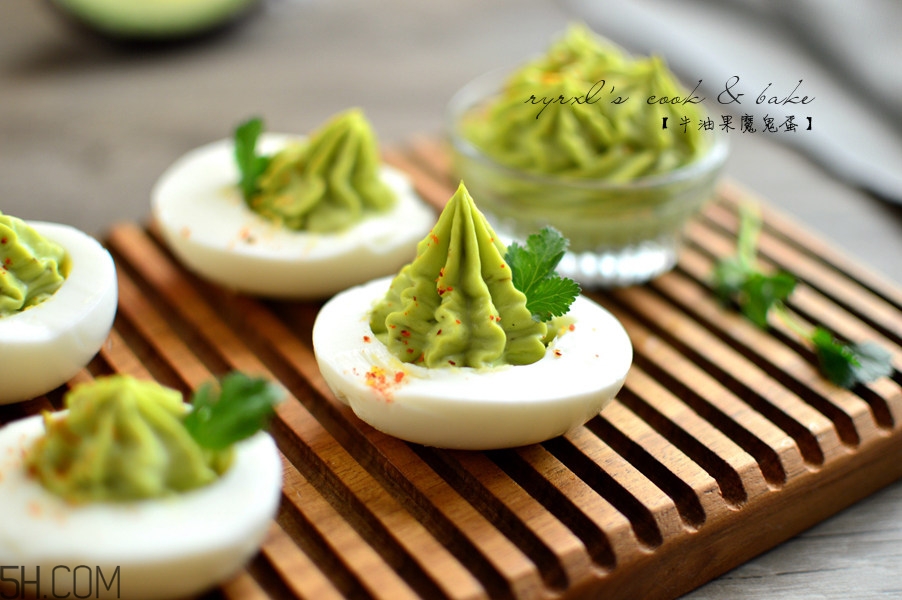 牛油果和雞蛋能一起吃嗎？牛油果和雞蛋的做法有哪些？