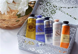 茱莉寇和歐舒丹護(hù)手霜使用對(duì)比 花王 歐舒丹 瑰珀翠護(hù)手霜測評(píng)