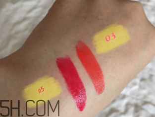 韓熙貞按壓唇膏為什么縮不回？重金屬超標(biāo)？