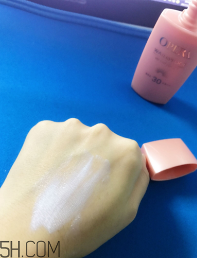 Opera防曬霜防水嗎？Opera防曬霜防汗嗎？