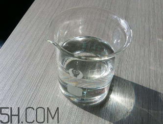 甘油會讓皮膚變黃嗎？甘油要怎么使用？