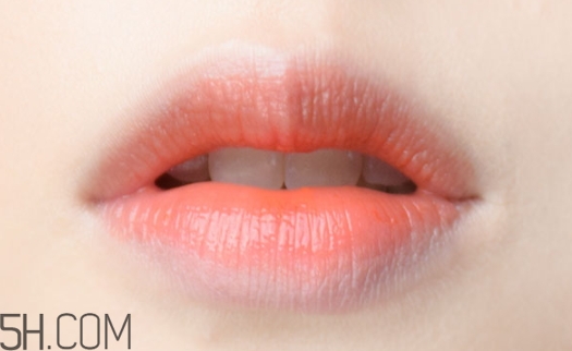 cherry me潤唇膏是哪國的？cherry me潤唇膏好用嗎？