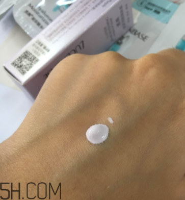 透真隔離霜使用心得_透真隔離霜痘肌適合什么色 透真隔離霜使用心得_透真隔離霜痘肌適合什么色