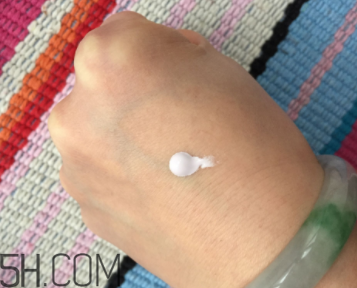 透真隔離霜使用心得_透真隔離霜痘肌適合什么色 透真隔離霜使用心得_透真隔離霜痘肌適合什么色