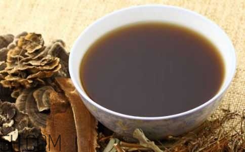 喝中藥可以吃羊肉嗎？喝中藥吃羊肉會(huì)怎么樣？