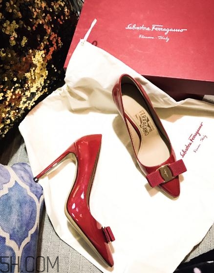 菲拉格慕鞋子多少錢？菲拉格慕鞋子價格