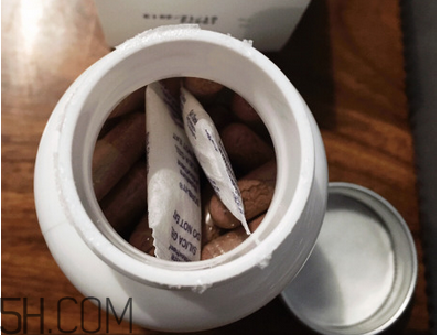 unichi玫瑰果膠囊有用嗎？unichi玫瑰果膠囊是哪個(gè)國(guó)家的？