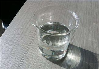 甘油會(huì)讓皮膚變黃嗎？甘油要怎么使用？