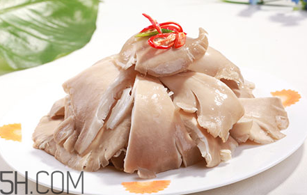 平菇可以和雞蛋一起做湯嗎？平菇和木耳能一起吃嗎？