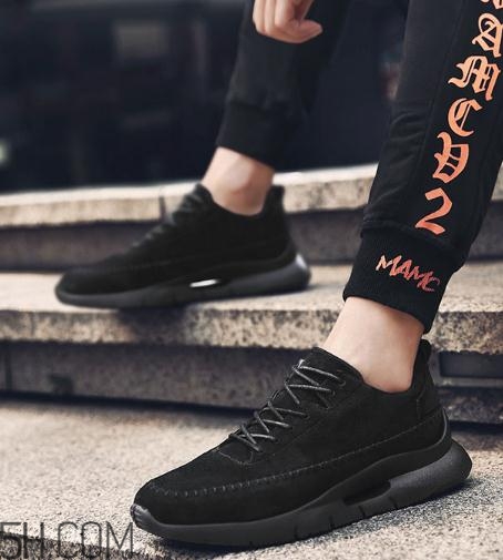 翻毛運(yùn)動(dòng)鞋發(fā)白怎么辦？翻毛運(yùn)動(dòng)鞋怎么打理？