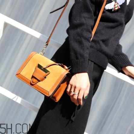 翻毛皮包掉色怎么辦？翻毛皮包包怎么上色？