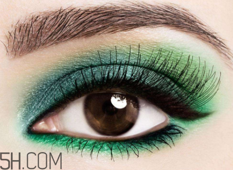 綠眼影為什么這么火？集結(jié)綠眼影眼妝經(jīng)典畫法