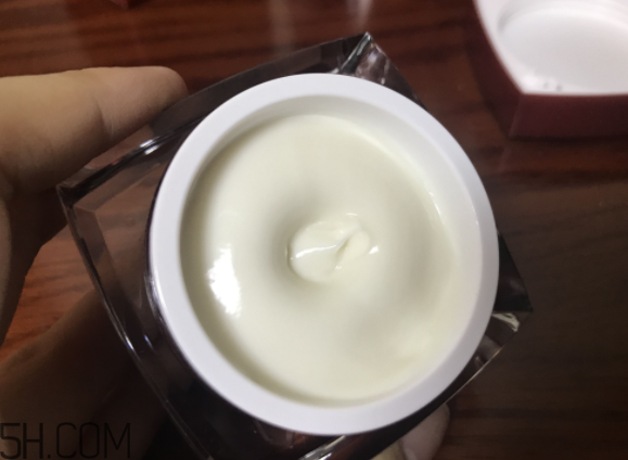 京城之霜為什么乳化之后才涂抹？京城之霜怎么用？