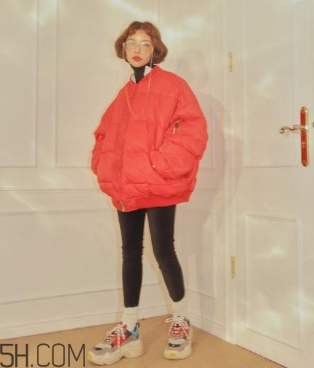 面包服搭配什么鞋子？面包服搭配鞋子圖片