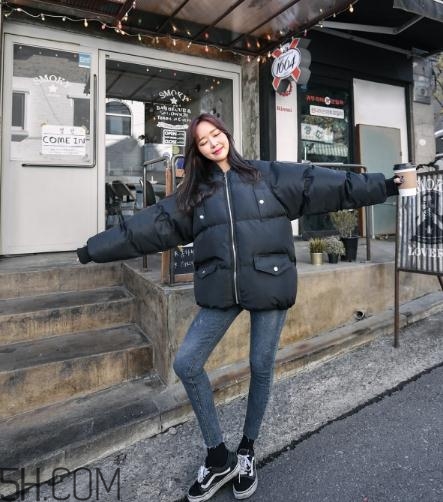 面包服搭配什么鞋子？面包服搭配鞋子圖片