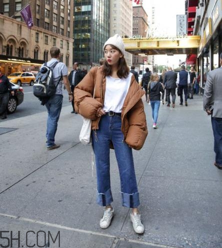 面包服配闊腿褲好看嗎？面包服搭配闊腿褲圖片