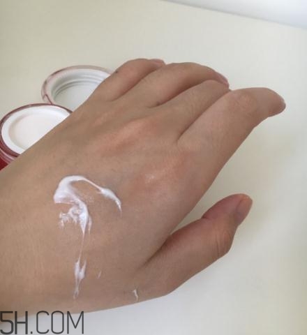 萱姿彈力蛋白霜怎么樣？萱姿彈力蛋白霜會爛臉嗎？