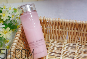 蘭蔻粉水不適合什么膚質(zhì)？蘭蔻粉水第一次使用為什么會刺痛？