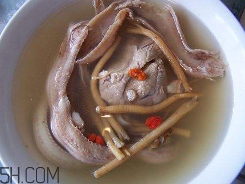 兒童罕見關(guān)節(jié)炎有何癥狀？如何診斷兒童關(guān)節(jié)炎？