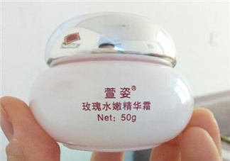 萱姿玫瑰水精華霜怎么樣？萱姿玫瑰水精華霜有激素嗎？