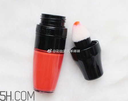 蘭蔻搖搖樂啞光唇釉186是什么顏色？蘭蔻氣墊光霧唇露試色