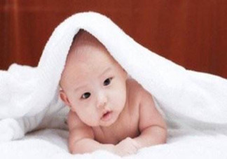 撫觸的進(jìn)行手法是怎樣的？寶寶的小內(nèi)褲有哪些情況？