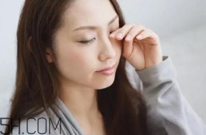 干眼癥是因為肝不好？肝不好能引發(fā)多種疾病