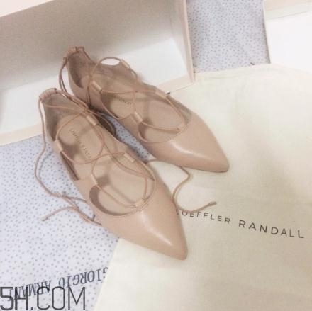 loeffler randall鞋子偏小嗎？高跟鞋選對(duì)尺碼很重要