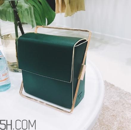 lautem包包多少錢？性冷淡風(fēng)輕奢包包代表