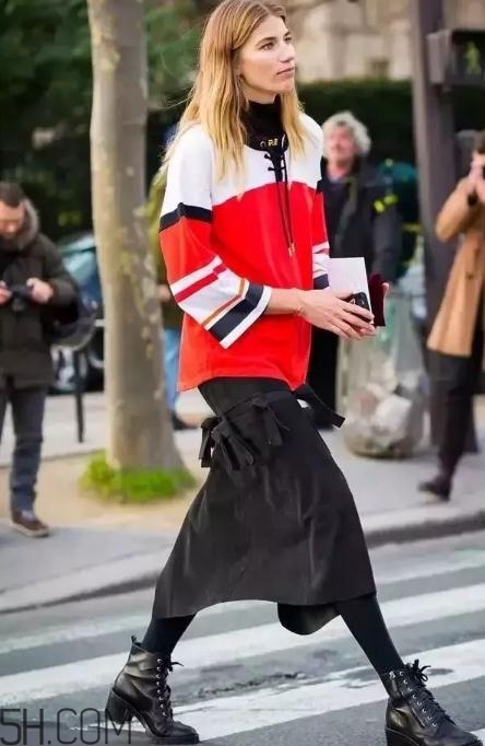 馬丁靴怎么搭配好看？這樣穿馬丁靴居然這么顯高