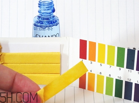 自然堂雪域和凝時(shí)哪個(gè)好？滿(mǎn)足不同的肌膚人群