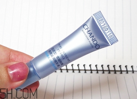 自然堂雪域和凝時(shí)哪個(gè)好？滿(mǎn)足不同的肌膚人群