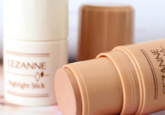 修容棒要怎么選顏色？根據(jù)膚色選擇很重要