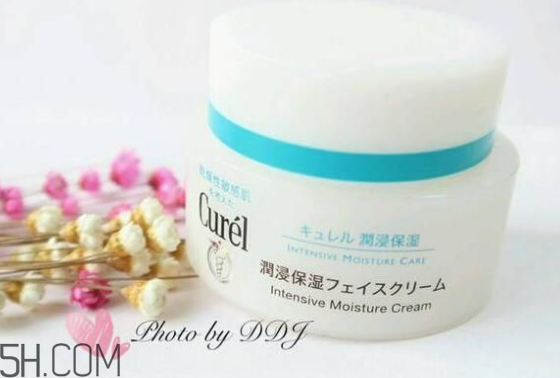 面霜什么時候用最好？保濕面霜哪個牌子好用？