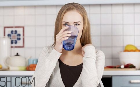 喝水可以美容嗎？喝水美容5大常識
