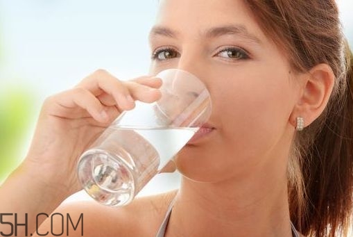 喝水可以美容嗎？喝水美容5大常識