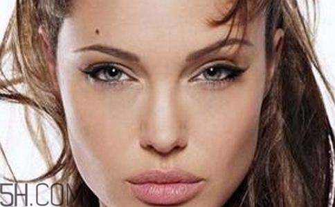 哪些習(xí)慣可導(dǎo)致長斑？最常見的竟是第一種