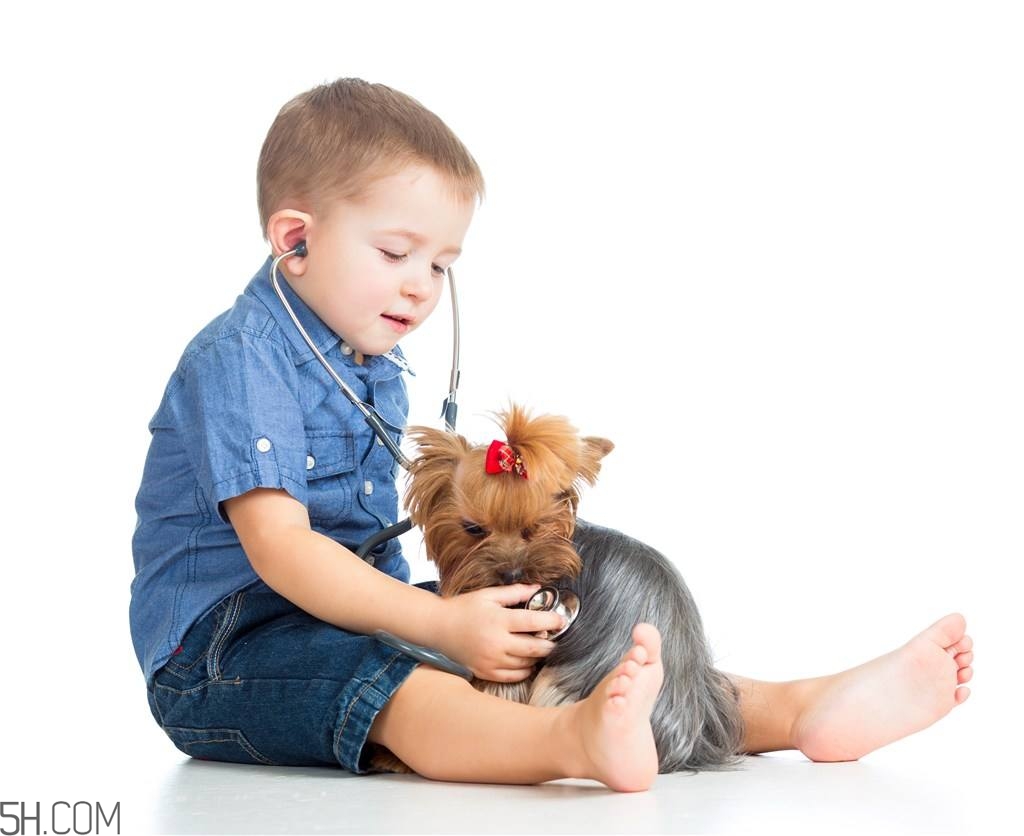 兒童翹二郎腿有何危害？蹺二郎腿危害多多