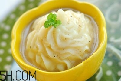 上火牙疼煲什么湯好？輕松解決上火牙疼問(wèn)題