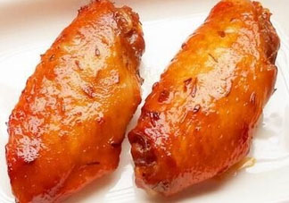 烤雞翅用烤盤(pán)還是烤架 幾招教你做出美味烤雞翅