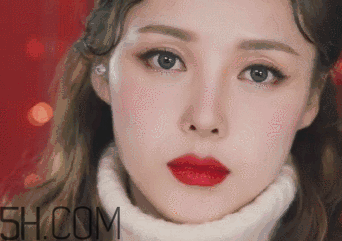 V型眼線怎么畫？V型眼線畫好美到冒泡