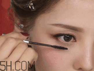 V型眼線怎么畫？V型眼線畫好美到冒泡